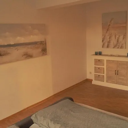 Neue 50qm 2 Bis 3 Personen Gern Mit Hund Grosser Garten Apartment *